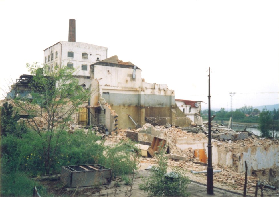 Demolice cukrovaru v Modřanech, rok 2005.