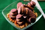 Kakaové věžičky s arašídovým krémem