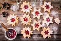 50 receptů na vánoční cukroví: Nejlepší, snadné, nepečené i ze zbylých bílků