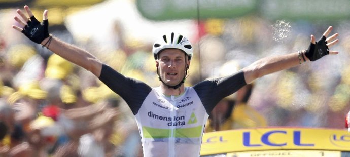 Úvodní pyrenejskou etapu Tour de France vyhrál po úniku Brit Stephen Cummings