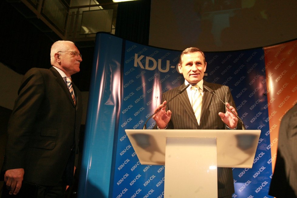 Jiří Čunek (KDU-ČSL) míní, že se do vedení nyní nehodí.