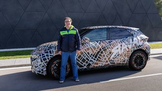 Za volantem přelomové Cupry Raval: Máme se opravdu na co těšit! Za volantem přelomové Cupry Raval: Máme se opravdu na co těšit!