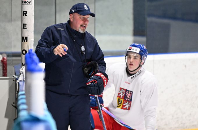 Česká nominace na MS do 20 let: opory z posledního šampionátu i Mrtka s Draveckým Česká nominace na MS do 20 let: opory z posledního šampionátu i Mrtka s Draveckým