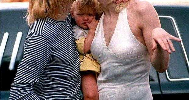 Curt Cobain s manželkou Courtney Love a dvouletou dcerou Frances Bean
