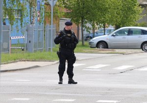 Policisté dopadli v Brně lupiče (34), který v několika dnech přepadl dvě sázkové kanceláře a jednu trafiku. (Ilustrační foto)