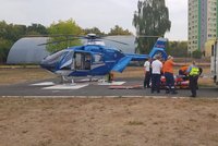 Nehoda cyklistů v Neratovicích: U těžkého poranění zasahoval vrtulník