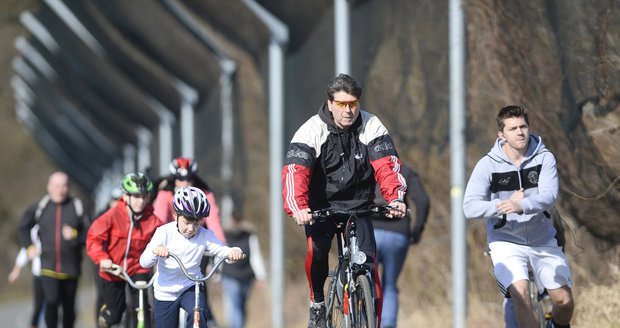 Cyklisté v Praze mohou využívat novou aplikaci jako navigaci i komunitní kanál.