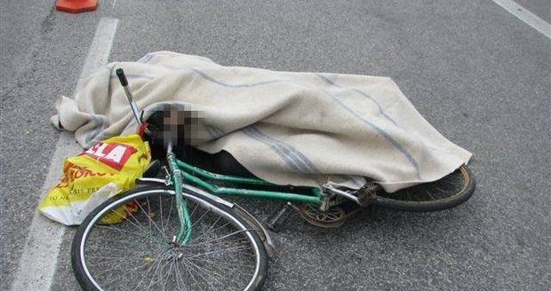 V Ostravě zemřela po střetu s cyklistou dvaadvacetiletá cyklistka. Podlehla zraněním hlavy. Neměla totiž helmu - ilustrační foto