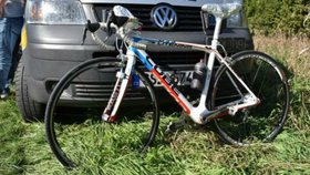 Mrtvému cyklistovi u Berouna ukradli kolo.