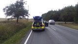 Smrt na silnicích na Plzeňsku: Motorkář zabil chodkyni, auto cyklistu