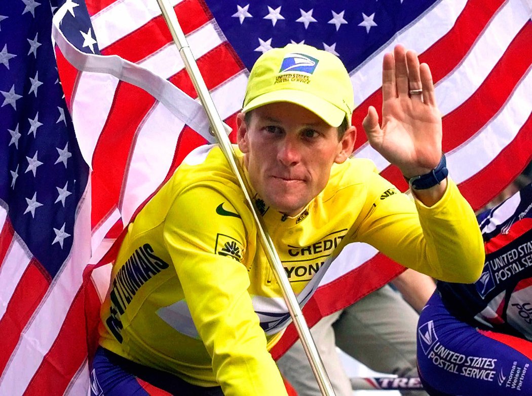 Doby, kdy byl Lance Armstrong oslavovaným cyklistou, jsou už dávno pryč