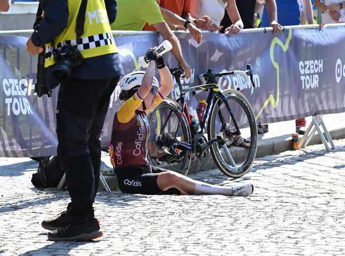 Počasí a sport: jak extrémní teploty omezují fotbalovou přípravu a cyklistické mistrovství Počasí a sport: jak extrémní teploty omezují fotbalovou přípravu a cyklistické mistrovství