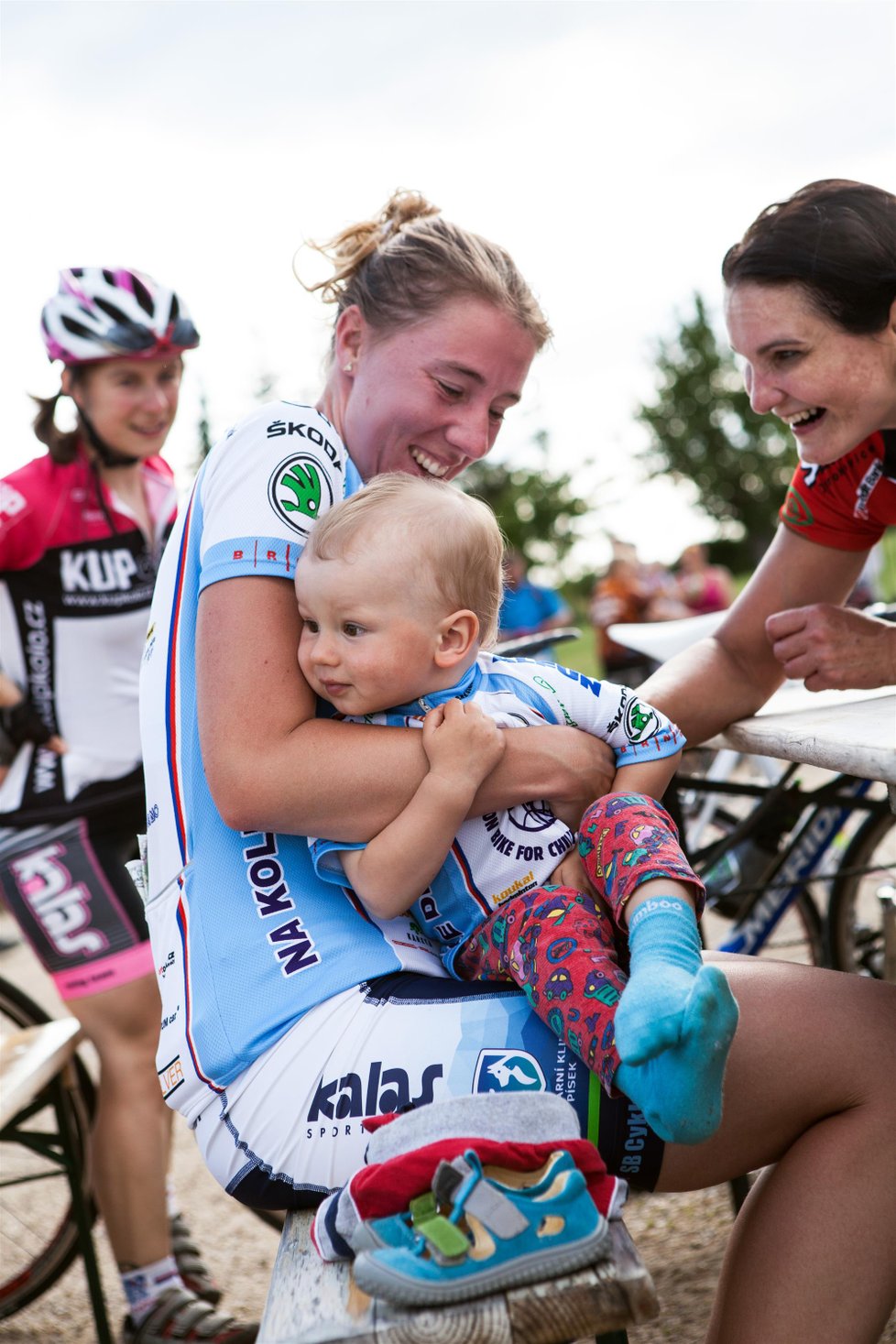 Nela Bicková jede letošní Tour Na kole dětem i se synem Honzíčkem (2).
