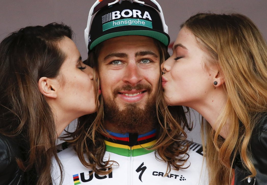 Peter Sagan ovládl závod Kuurne-Brusel-Kuurne, v cíli se dočkal polibku pro vítěze