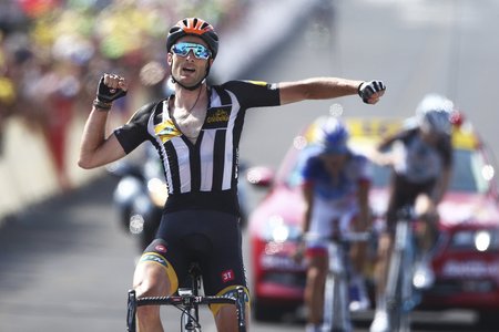 Brit Stephen Cummings z MTN-Qhubeka a postaral se ve 14. etapě o první vítězství africké stáje v historii Tour de France