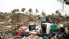 Mosambický prezident Filipe Nyusi dnes prohlásil, že tropická cyklóna Idai, která zasáhla jihovýchod Afriky, si mohla vyžádat více než tisícovku obětí na životech.