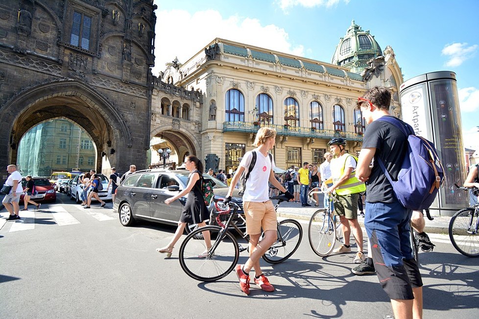 Jak se vyvine situace kolem omezení cyklistů v centru Prahy? Jasněji by mělo být do konce týdne, kdy se má rozhodnout radnice Prahy 1.