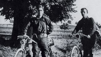Cestovatelé na bicyklech aneb Jaké byly počátky české cykloturistiky?