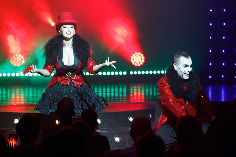 Czech Cabaret Show: Dcera Zdeňka Žáka Zuzana Žáková