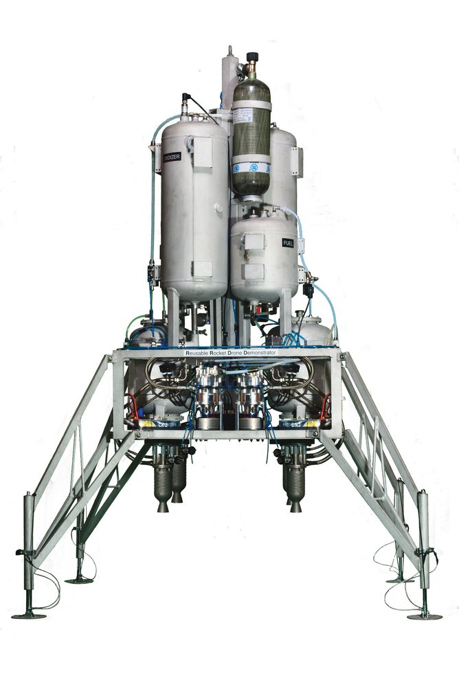 R2D2 - budoucí testovací platforma se čtyřmi raketovými motory PEPEk bude schopna zkušebních skoků