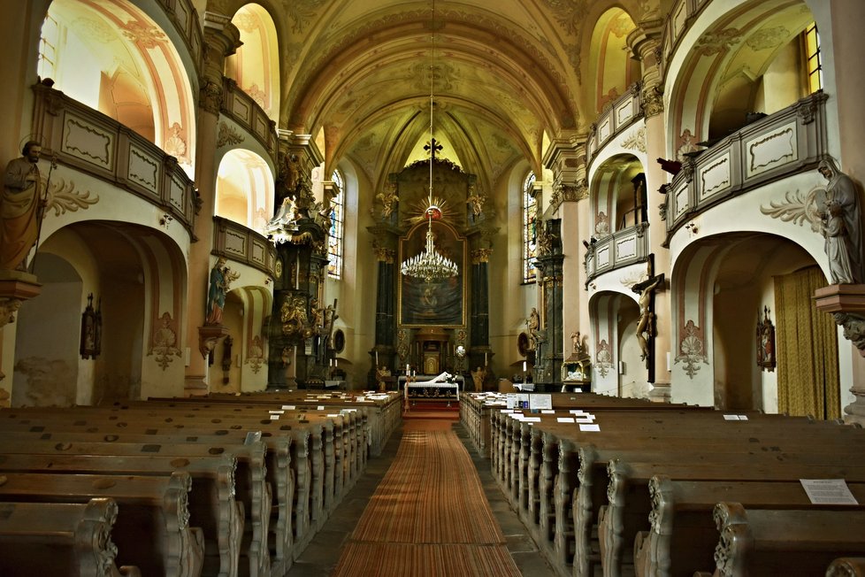 Kostel sv. Máří Magdaleny, Krásná Lípa