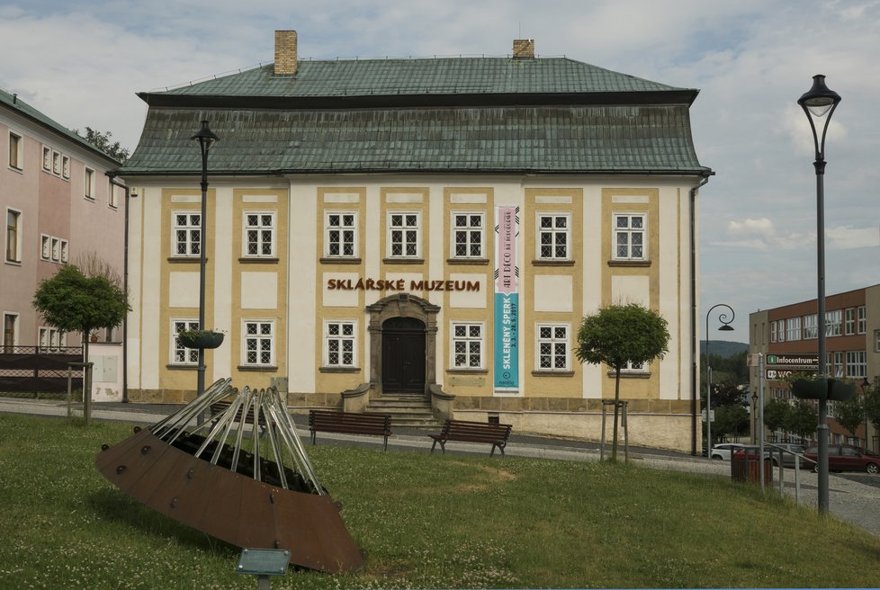Sklářské muzeum v Novém Boru