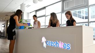 Fenomén ženských profesních komunit. V Česku je solidní „pay gap“, ženy musejí myslet i na děti
