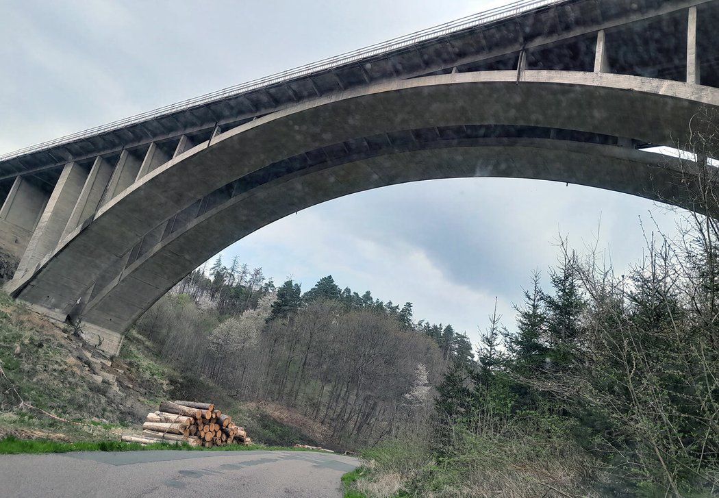 Most Šmejkalka