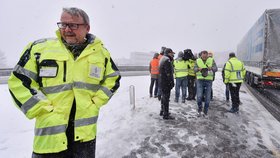 Na dálnici se byl dopoledne podívat i ministr dopravy Dan Ťok (ANO).