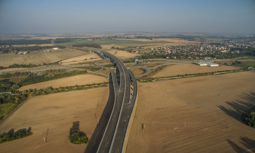 Rozestavěná dálnice D35. Opatovická křižovatka