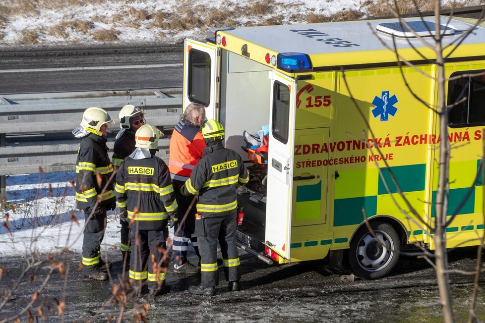 Hromadná nehoda na dálnici D5