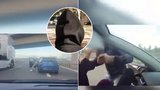 Řidič z D6 zlehčuje napadení mámy: „Provokovala. Neříkal bych tomu mlácení!“