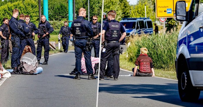 Dopravní nehoda autobusů u německého města Dachau