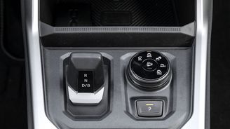 Dacia Bigster Hybrid-G 150 4x4 Dacia Bigster Hybrid-G 150 4x4