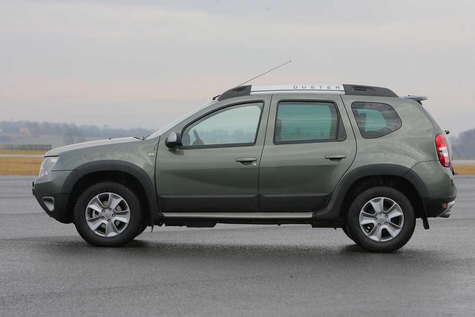 Dacia Duster 1.5 dCi 4x4 vs. Opel Mokka 1.7 CDTi 4x4 vs. Suzuki SX4 1.6 DDiS 4x4 vs. Škoda Yeti 2.0 TDI 4x4