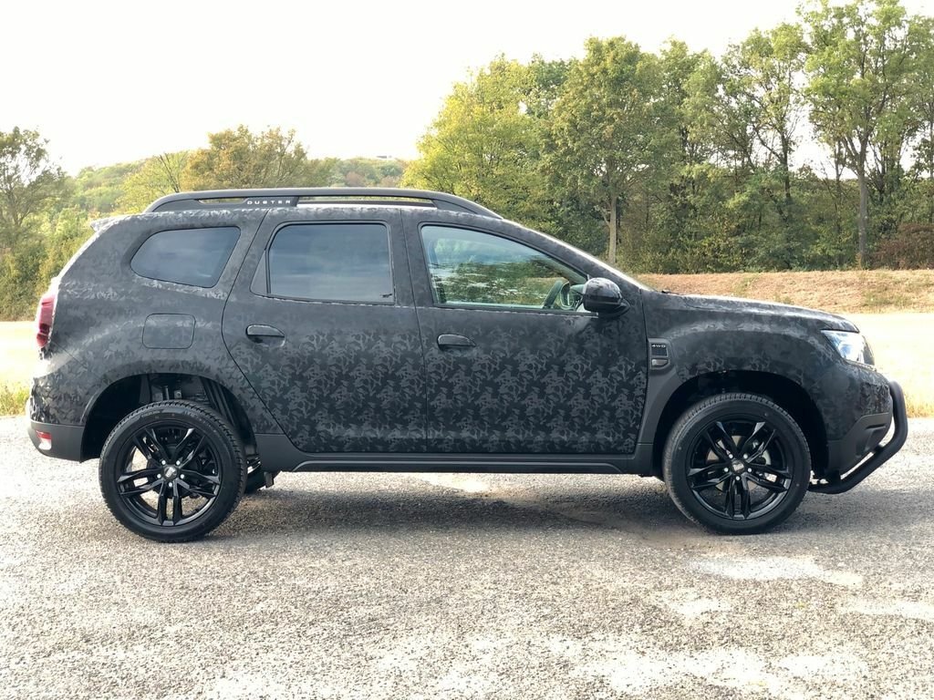 Dacia Duster Camouflage