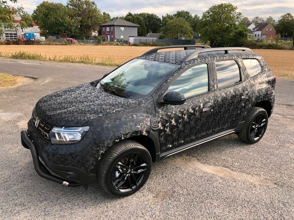 Dacia Duster Camouflage