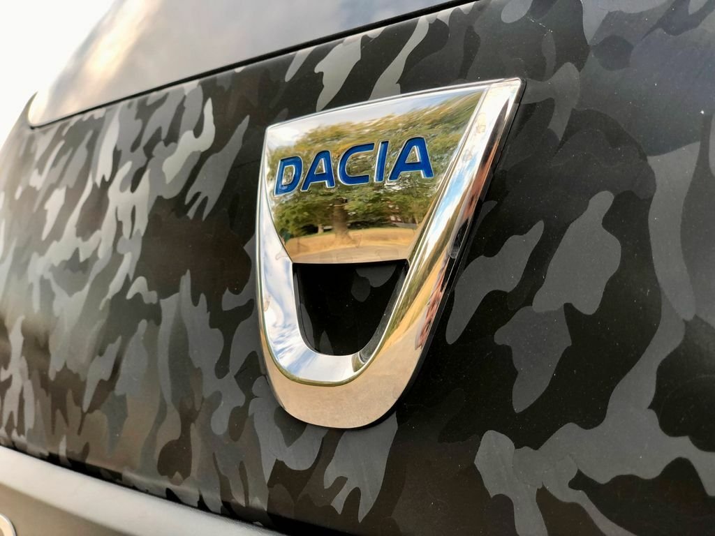 Dacia Duster Camouflage