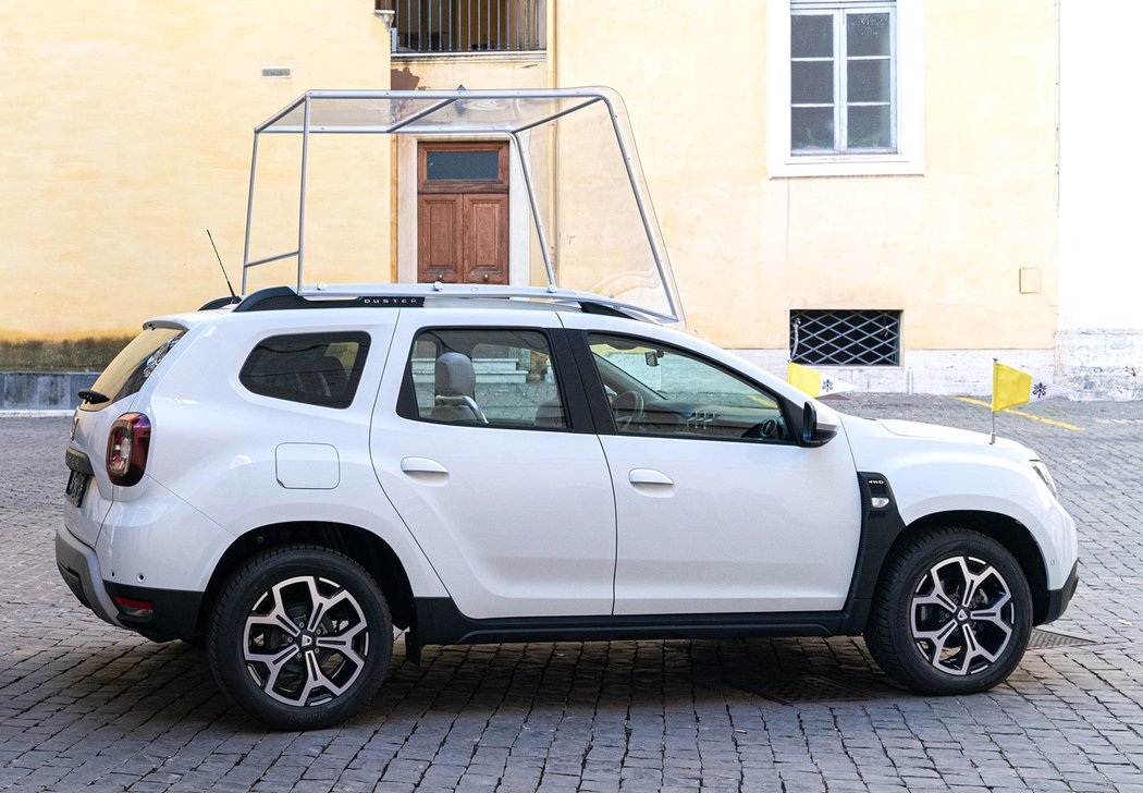 Dacia Duster papamobil