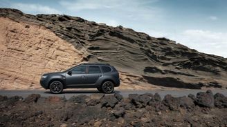 Nová Dacia Duster pro rok 2024 už se testuje. Loučí se s naftovými motory