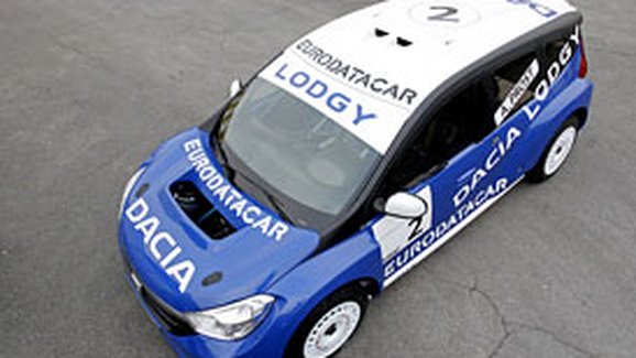 Dacia Lodgy Glace: Nová rodinná Dacia nejprve v závodním