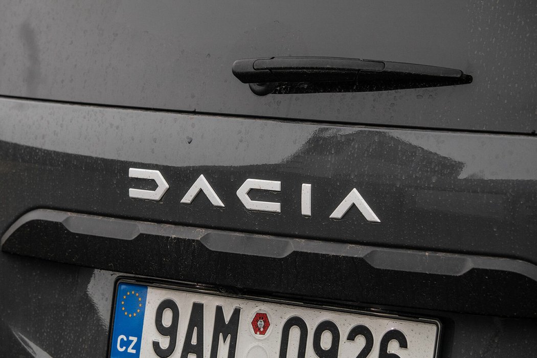 Dacia Jogger TCe 110 Extreme 5 míst