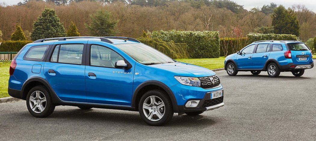 Nejparádnější, oplastované zvýšené kombi Stepway se už vždy vyrábělo v Maroku, kam byla k kapacitních důvodů přesměrována část produkce kombíků. Cenově už ale dost konkurovalo dusteru, takže na trhu jde o vzácnost.