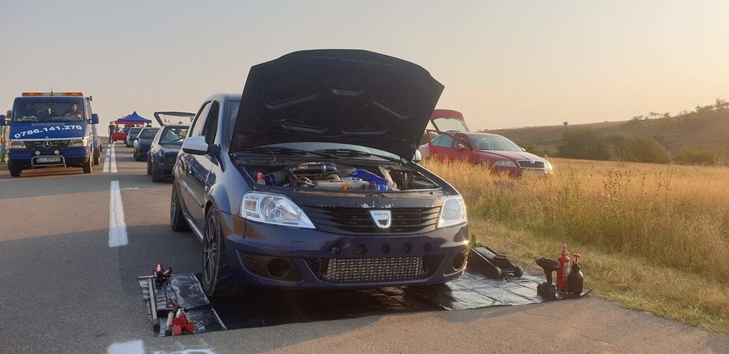 Dacia Logan 1.8T