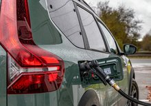 Benzin a nafta letí vzhůru, plynná paliva zatím ne. Jak to?