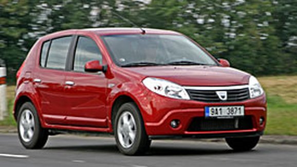 TEST Dacia Sandero 1,4 – Drákula pro nenáročné
