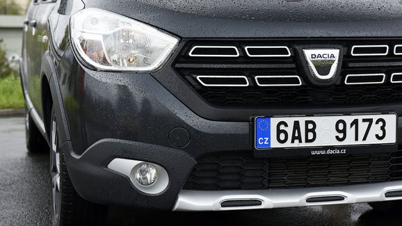 Dacia Lodgy se v roce 2020 dočká druhé generace. Promění se MPV v SUV?