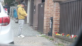 Zastavil se i herec Karel Zima.