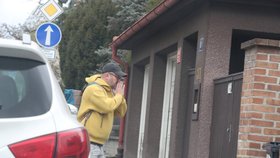 Zastavil se i herec Karel Zima.