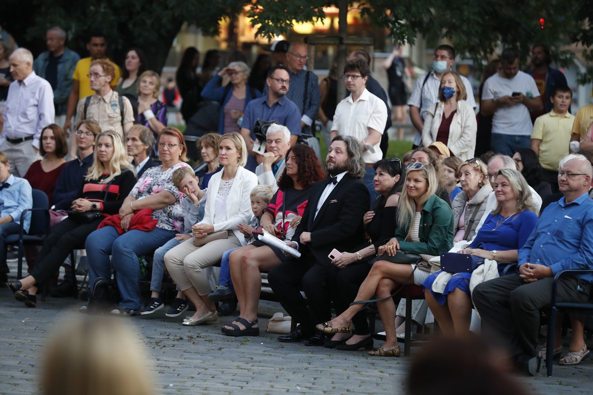 Dáda Patrasová na koncertě syna Felixe Slováčka ml.